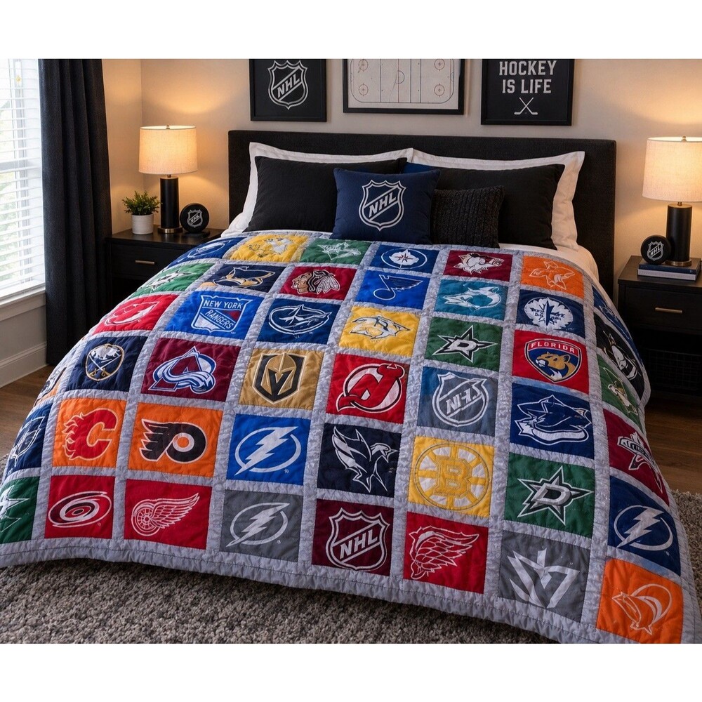 PB Teen NHL Team Patchwork Quilt Size Full/ Queen Reversible Pottery Barn